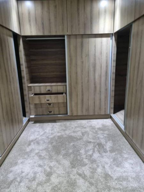 Fully Furnished 1&2 bedroom Apartment Osu